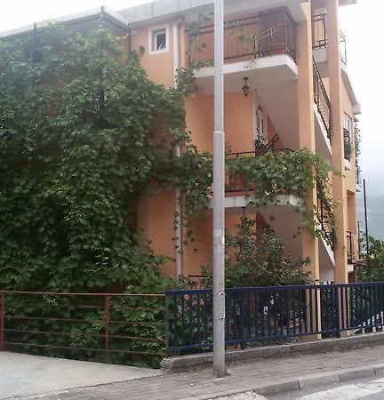 Guesthouse Djacic Μπούντβα Εξωτερικό φωτογραφία